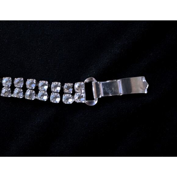 Vintage Rhinestone Silver Tone Double Strand Tennis Bracelet Signed Coro - Picture 6 of 10